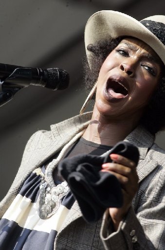 Lauryn Hill charged with failing to file income tax returns for three years